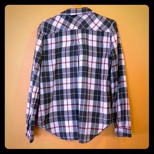 Dylan plaid Fall shirt size L